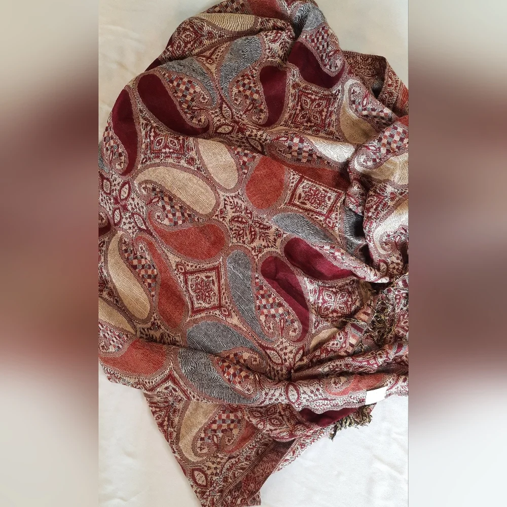 Cotton Blend Woven Scarf with Fringe